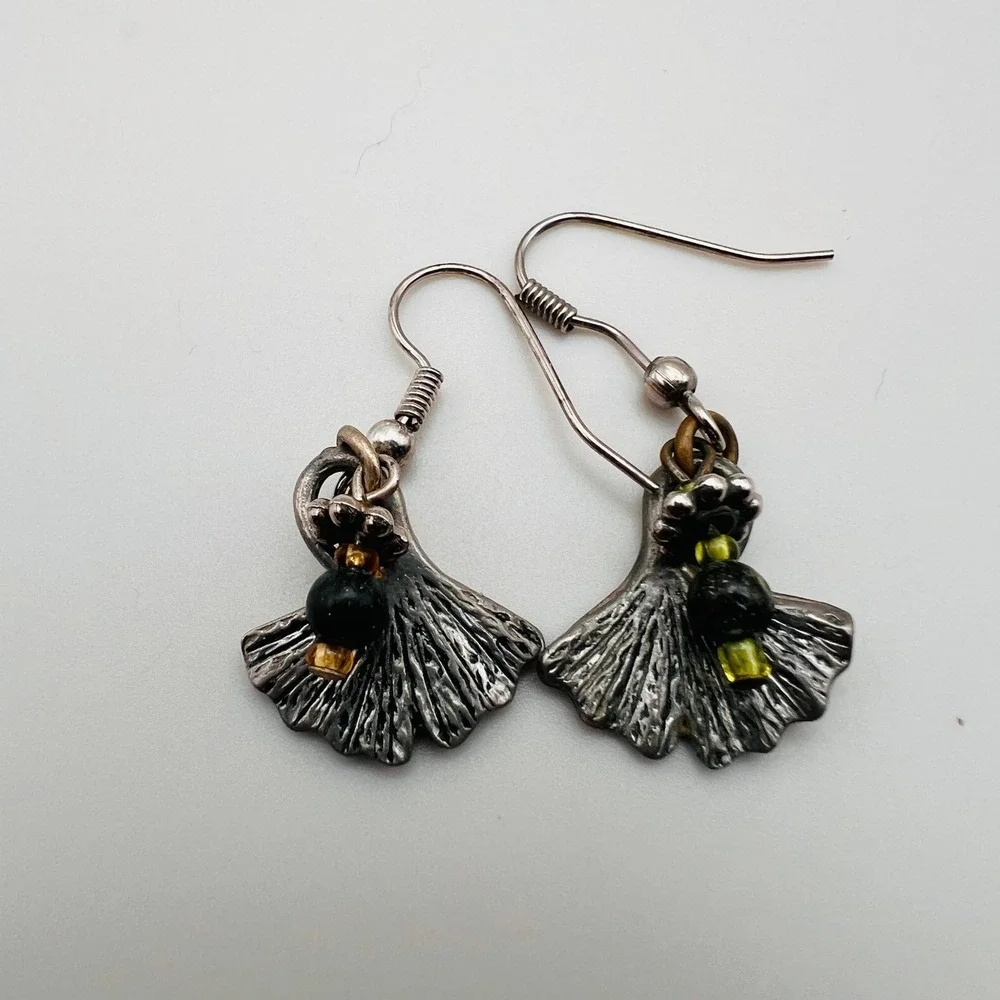 Vintage Silver Tone Ginkgo Leaf Dangle Earrings with Green Black Beads Boho